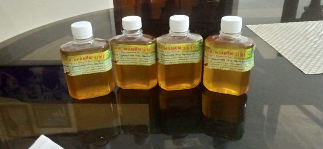 Betsy's Urukkuvelichenna(Virgin coconut oil)